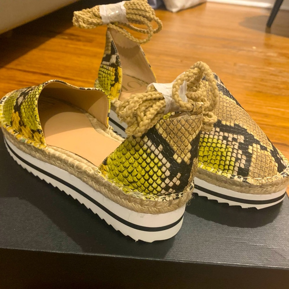 JLo x DSW espadrilles New with Tags